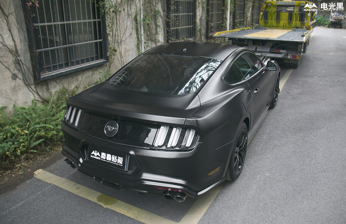 野马贴膜改色电光黑