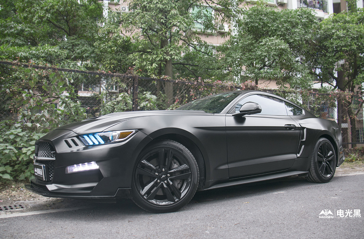 野马贴膜改色电光黑